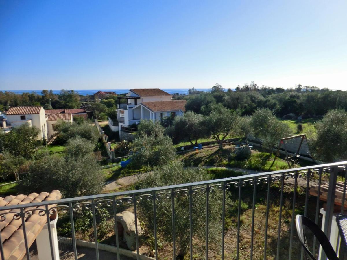 Bilocale Vista Mare 11A Apartment Бари Сардо Екстериор снимка